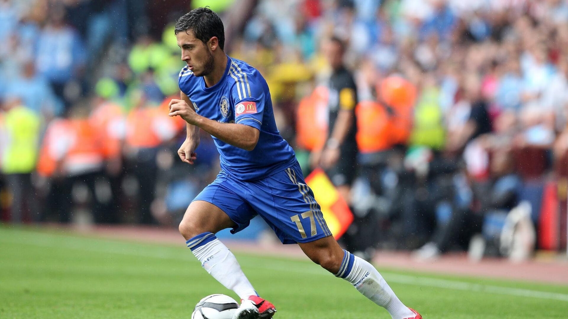 维尔·冯·威克:每次冲撞都让南非队打破僵局,带动球队气势,安东冯维尔纳